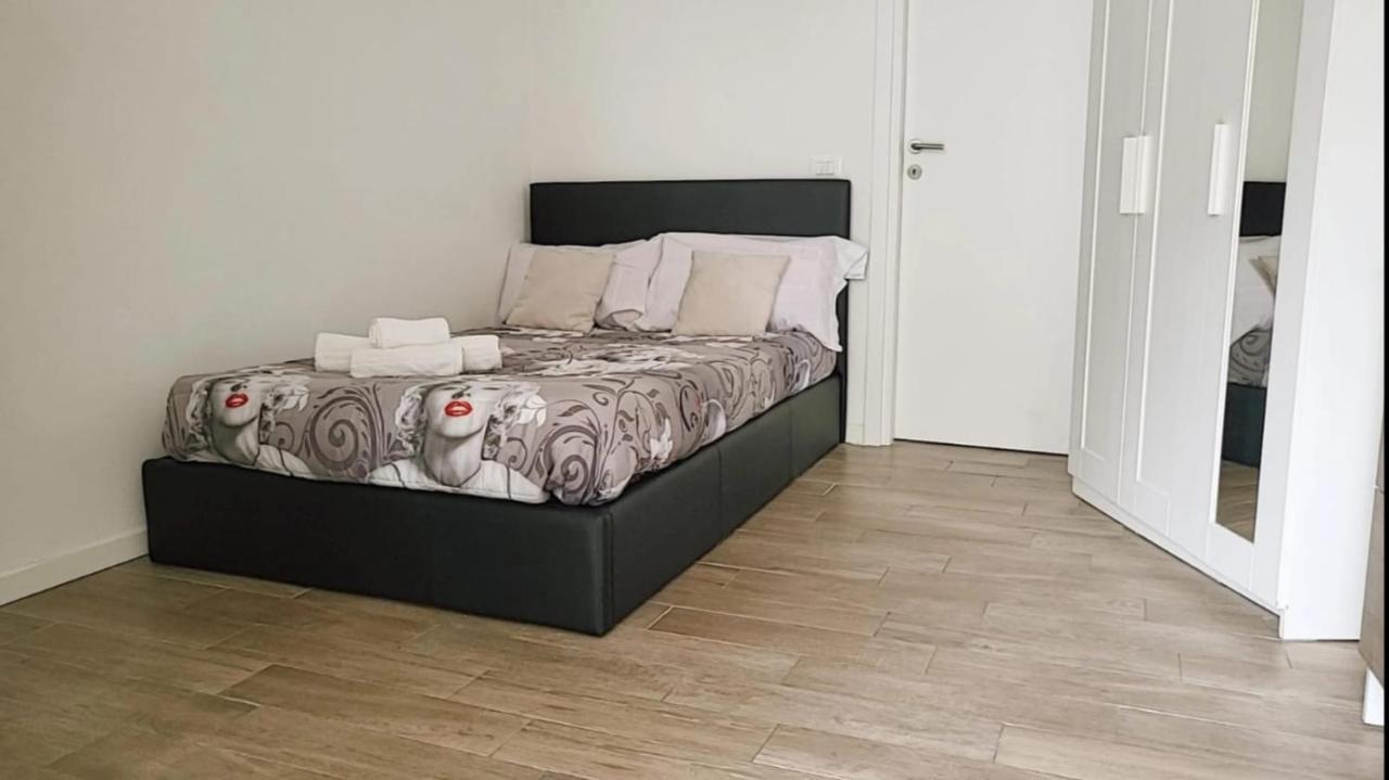 ᗰiki ᕼouտᗴ 2 Apartamento Florencia Exterior foto